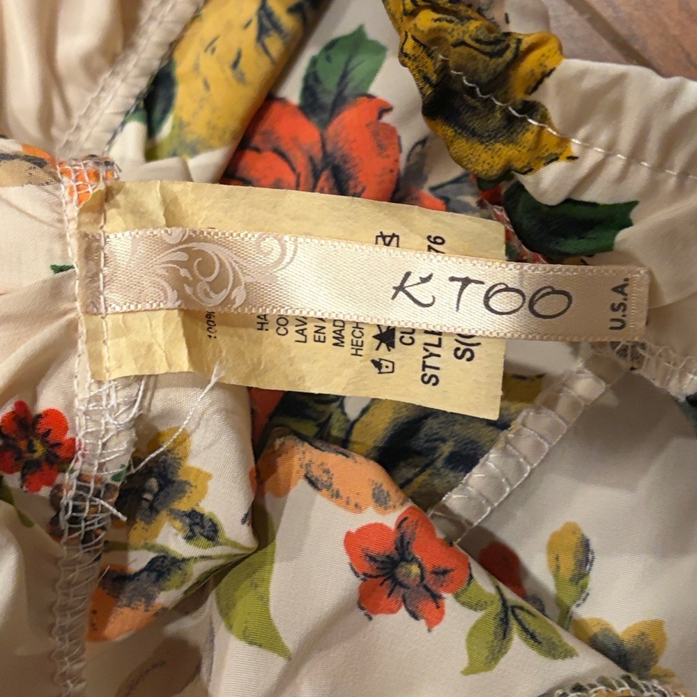 Ktoo Asymmetrical Floral Skirt in Cream with Floral Design, Size Small - Picture 2 of 9